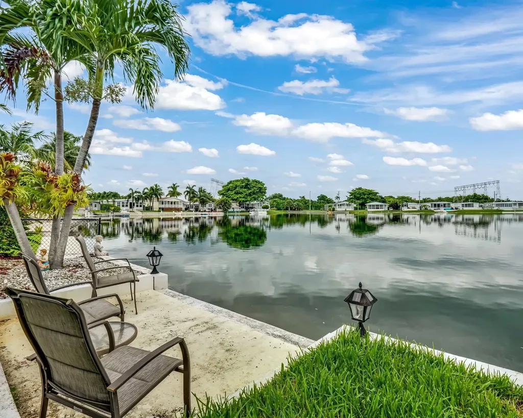 3055 Lakeshore Drive Fort Lauderdale FL 33312