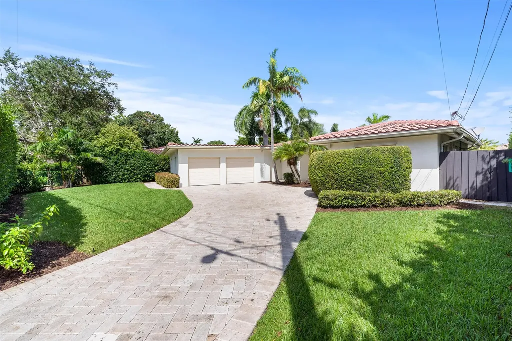 2625 NE 12th Street Fort Lauderdale FL 33304