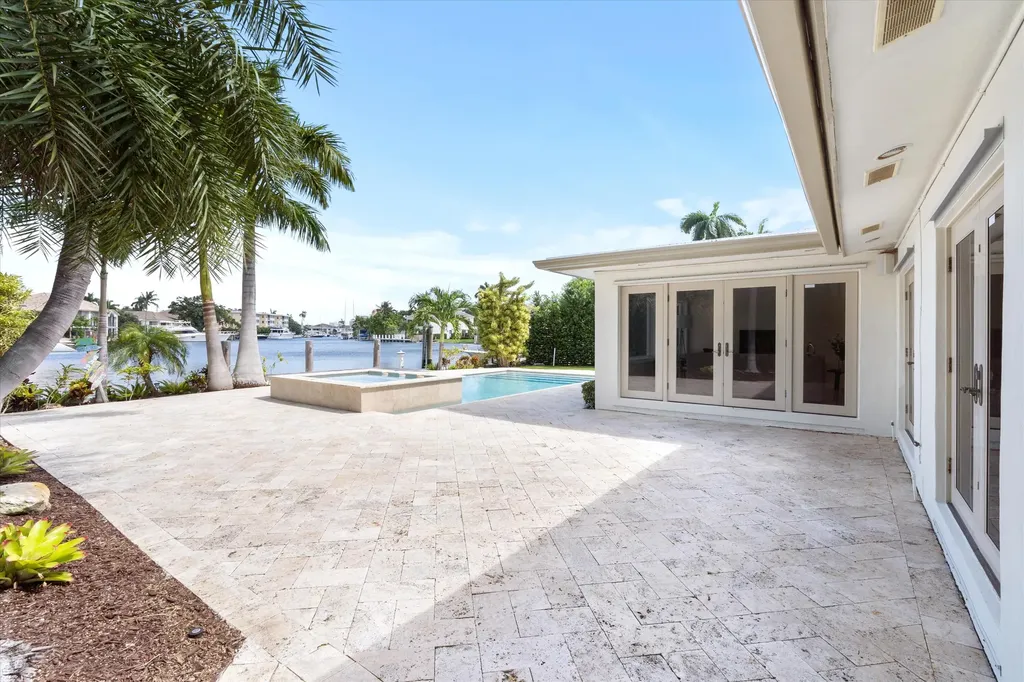 2625 NE 12th Street Fort Lauderdale FL 33304