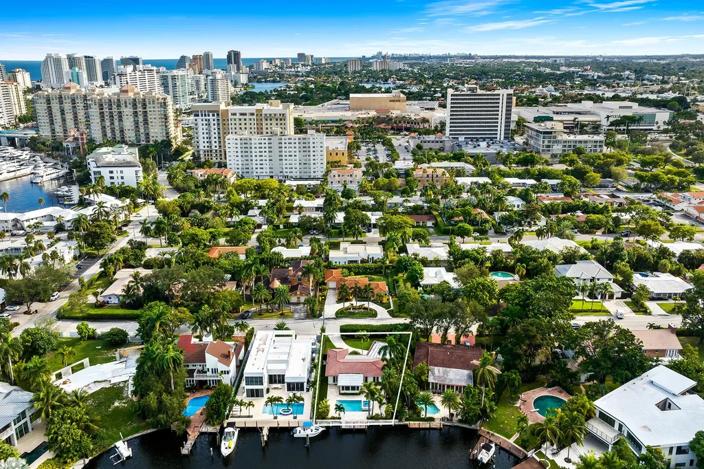2625 NE 12th Street Fort Lauderdale FL 33304