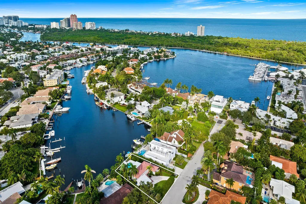 2625 NE 12th Street Fort Lauderdale FL 33304