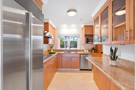 2625 NE 12th Street Fort Lauderdale FL 33304