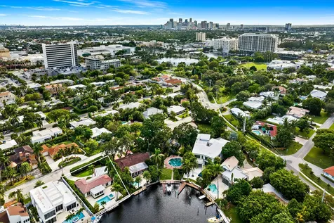 2625 NE 12th Street Fort Lauderdale FL 33304