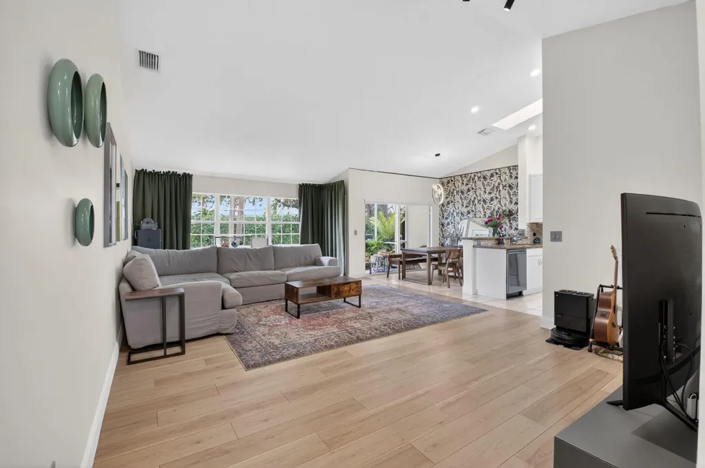 17257 Boca Club Boulevard Boca Raton FL 33487
