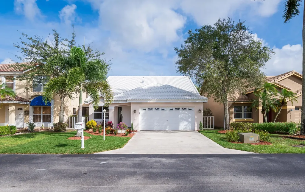 21390 Millbrook Court Boca Raton FL 33498