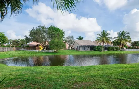 21390 Millbrook Court Boca Raton FL 33498