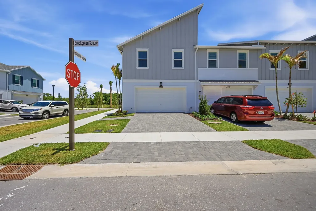 4356 Brookgreen Square Westlake FL 33470