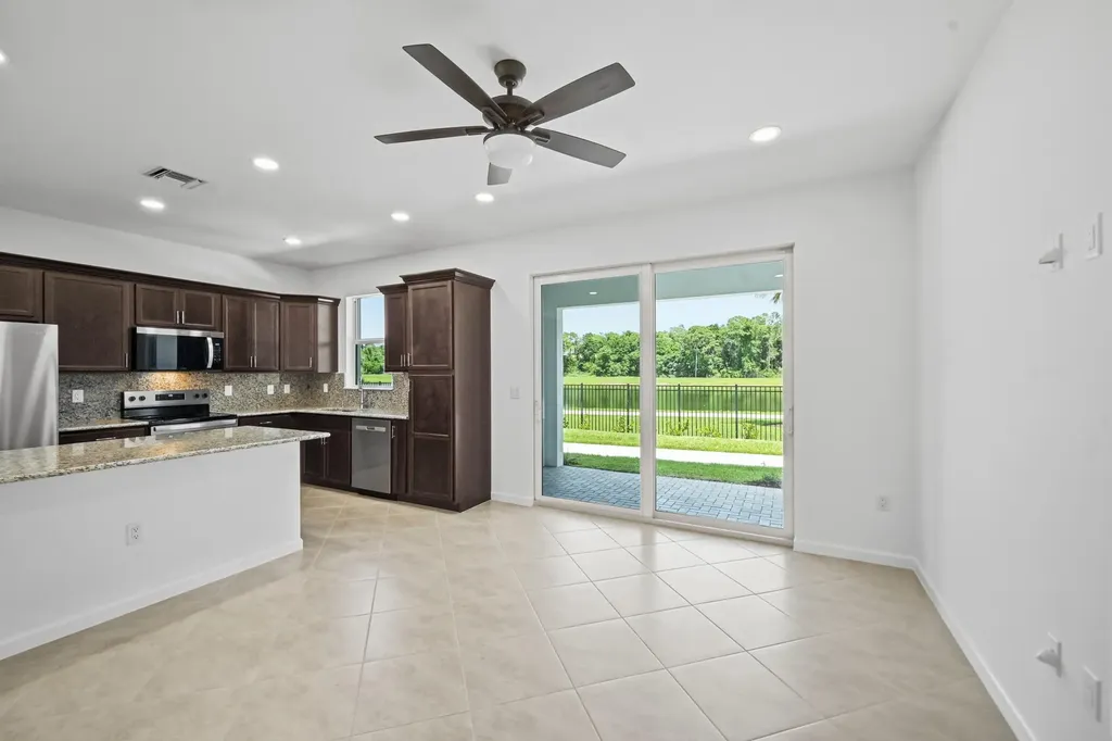4356 Brookgreen Square Westlake FL 33470