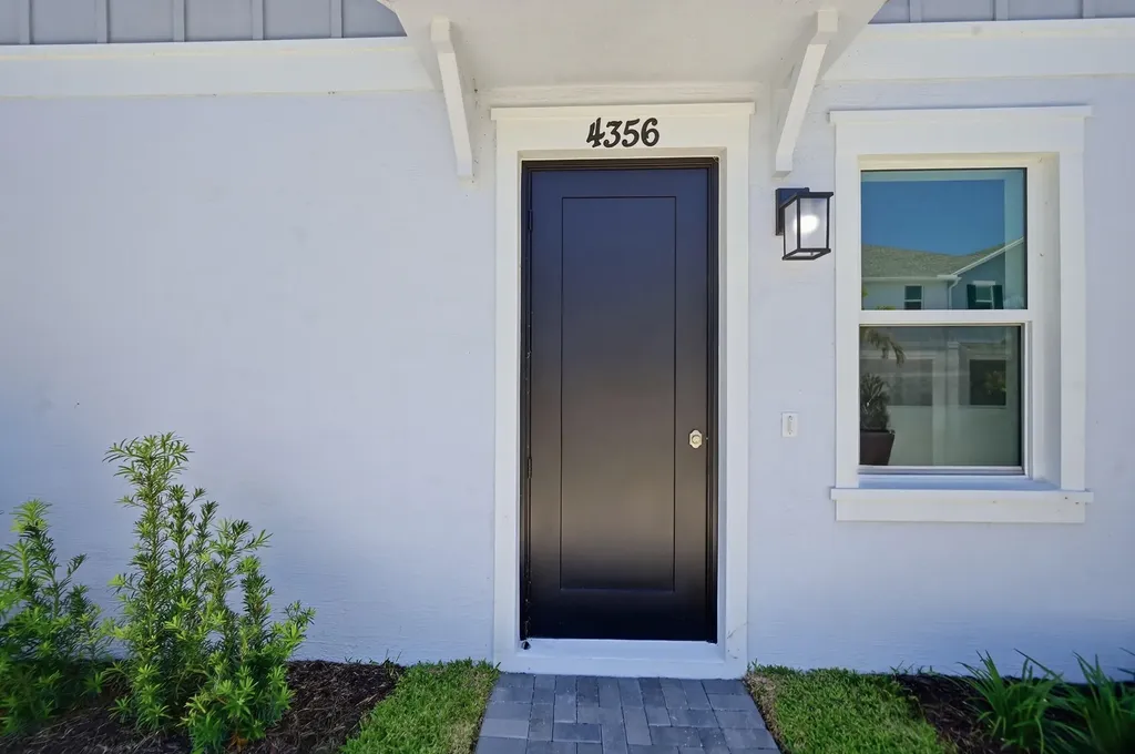 4356 Brookgreen Square Westlake FL 33470
