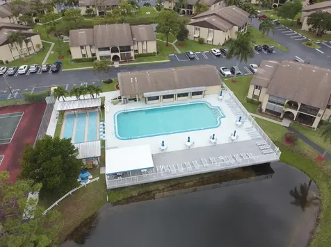 320 Pine Ridge Circle Greenacres FL 33463