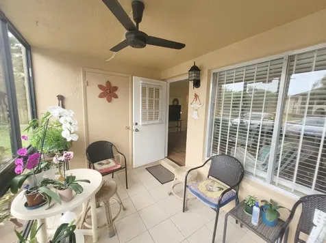 320 Pine Ridge Circle Greenacres FL 33463