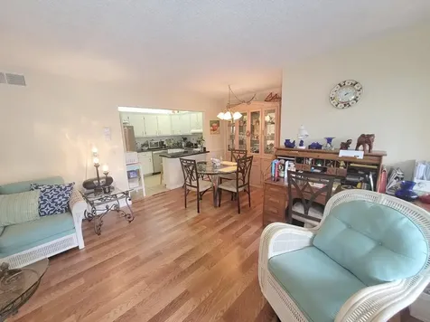320 Pine Ridge Circle Greenacres FL 33463