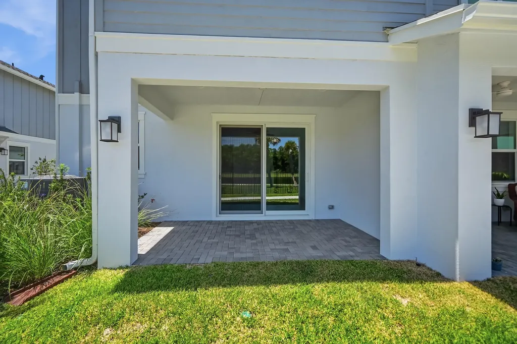 4332 Brookgreen Square Westlake FL 33470