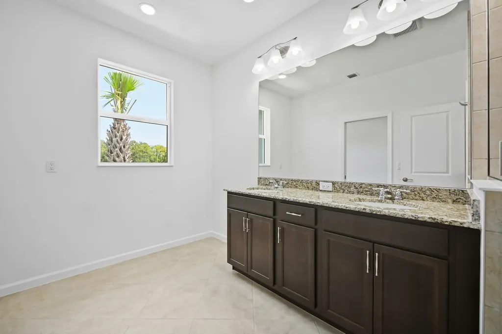 4332 Brookgreen Square Westlake FL 33470