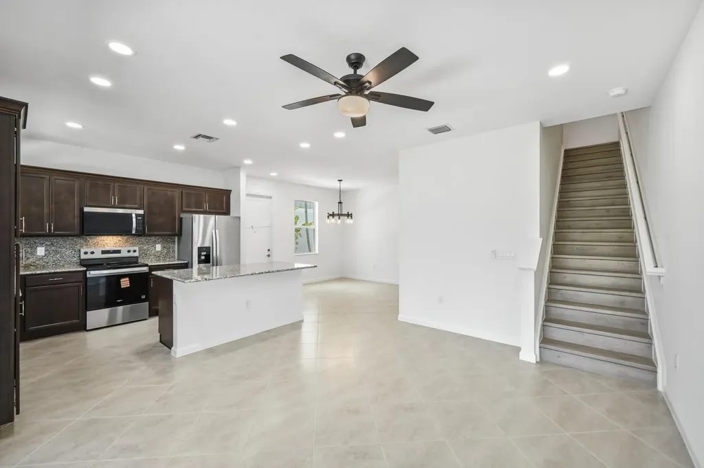 4332 Brookgreen Square Westlake FL 33470