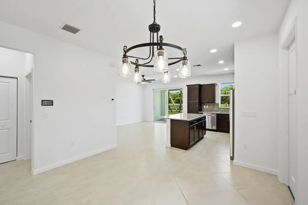 4332 Brookgreen Square Westlake FL 33470