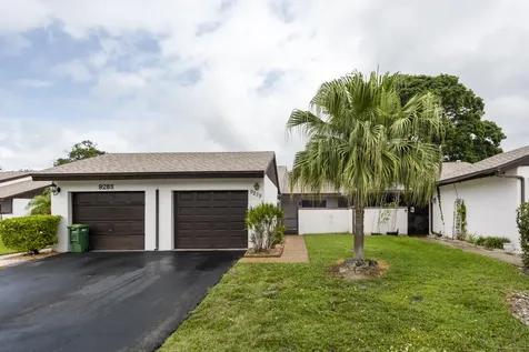 9279 Wedgewood Drive Tamarac FL 33321