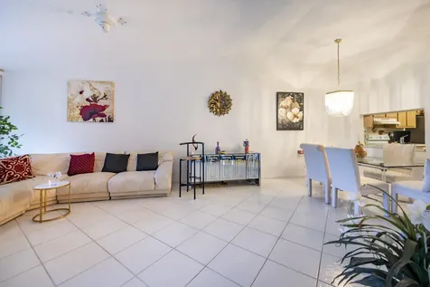 9279 Wedgewood Drive Tamarac FL 33321