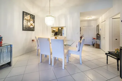 9279 Wedgewood Drive Tamarac FL 33321