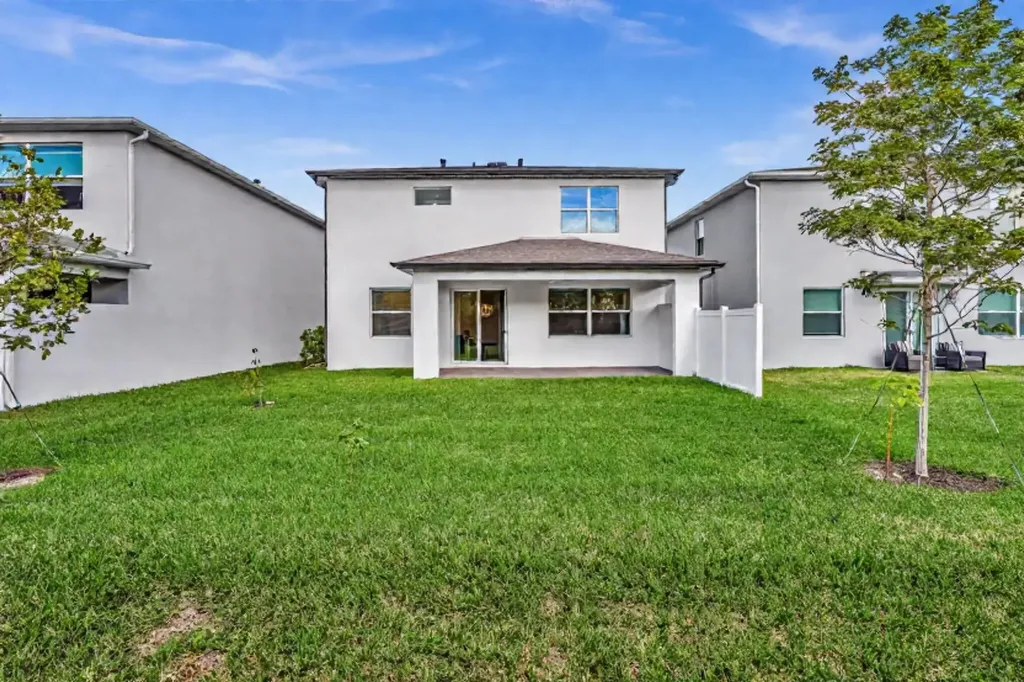 7268 Lenora Lane Lake Worth FL 33467