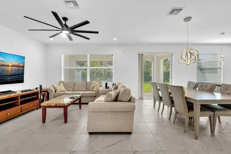 7268 Lenora Lane Lake Worth FL 33467