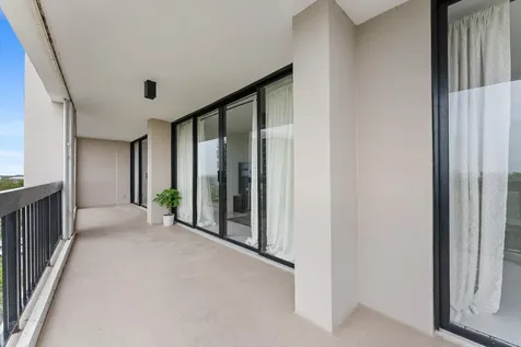 2425 Presidential Way West Palm Beach FL 33401