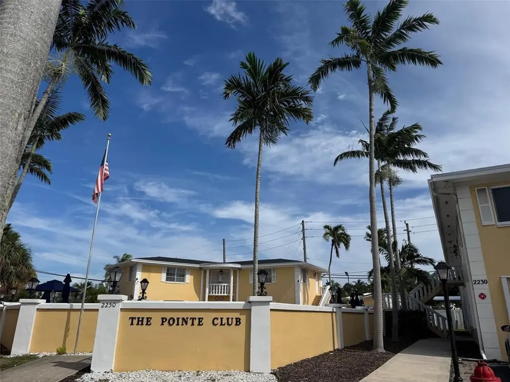 5700 NE 22nd Way Fort Lauderdale FL 33308