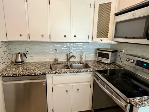 5700 NE 22nd Way Fort Lauderdale FL 33308