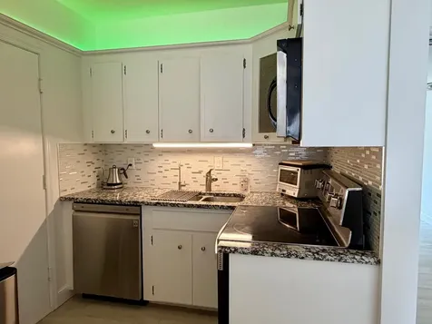 5700 NE 22nd Way Fort Lauderdale FL 33308