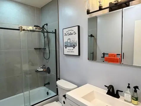 5700 NE 22nd Way Fort Lauderdale FL 33308