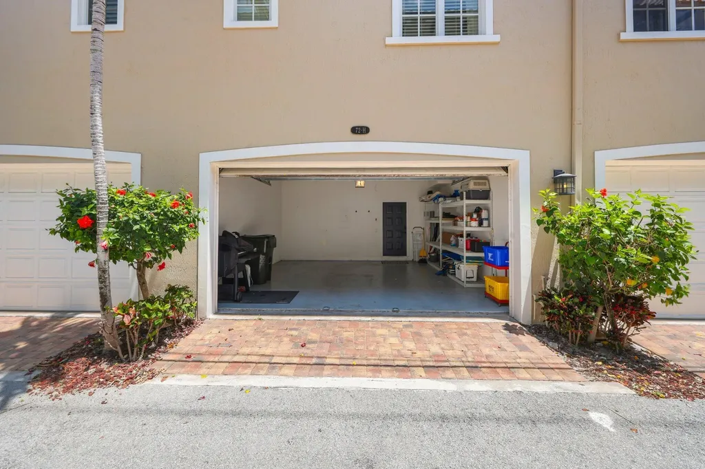 72 SE 6th Avenue Delray Beach FL 33483