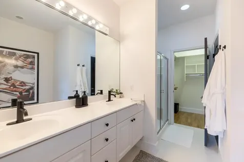 72 SE 6th Avenue Delray Beach FL 33483