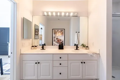 72 SE 6th Avenue Delray Beach FL 33483