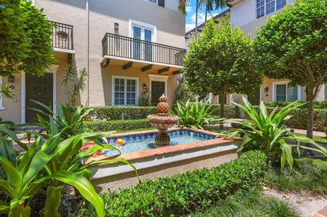 72 SE 6th Avenue Delray Beach FL 33483