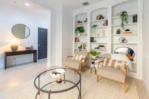 72 SE 6th Avenue Delray Beach FL 33483