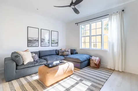 72 SE 6th Avenue Delray Beach FL 33483