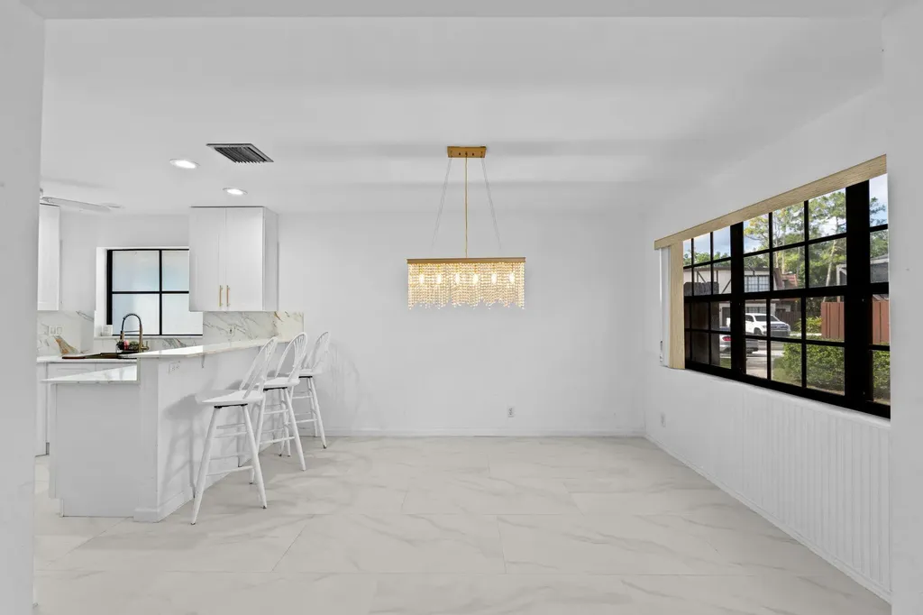 111 Weybridge Circle Royal Palm Beach FL 33411