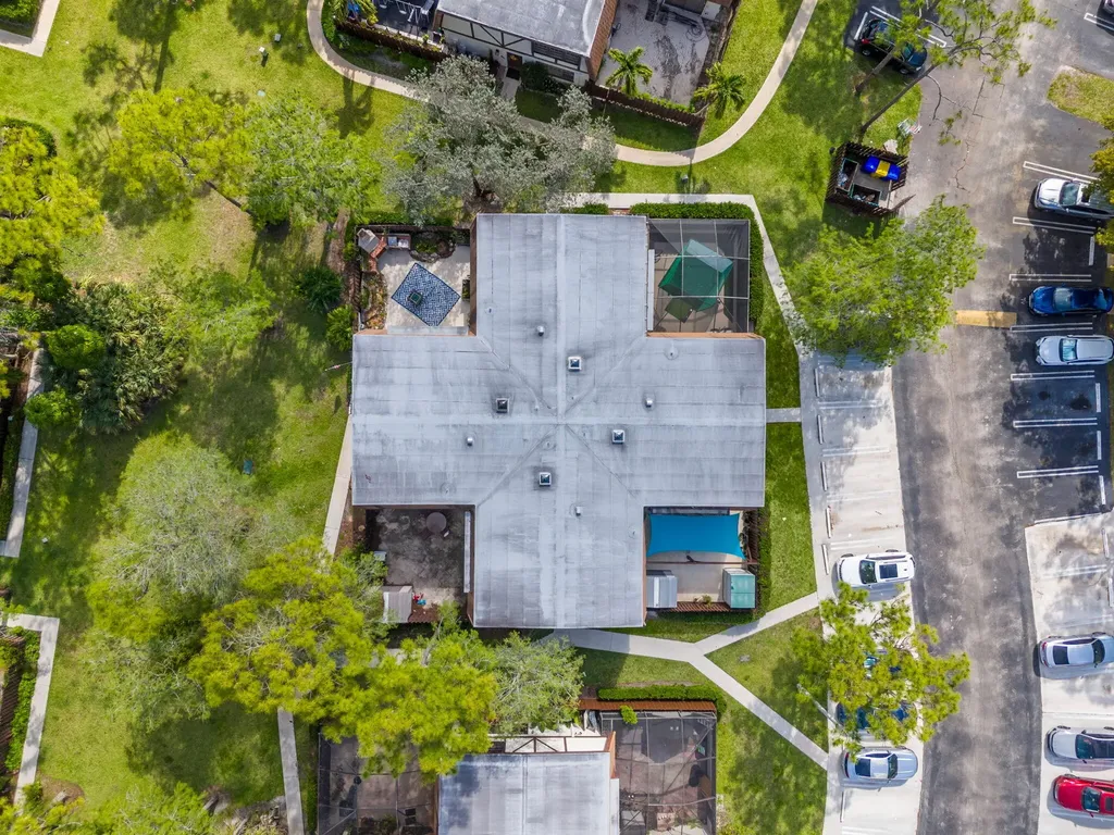 111 Weybridge Circle Royal Palm Beach FL 33411