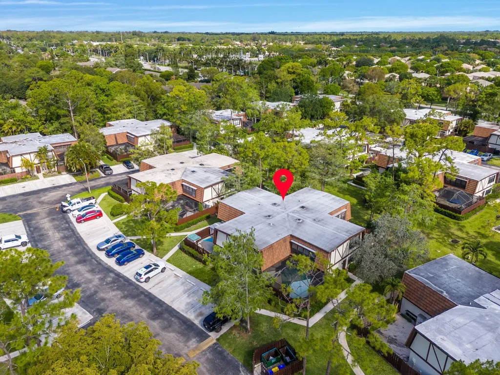 111 Weybridge Circle Royal Palm Beach FL 33411