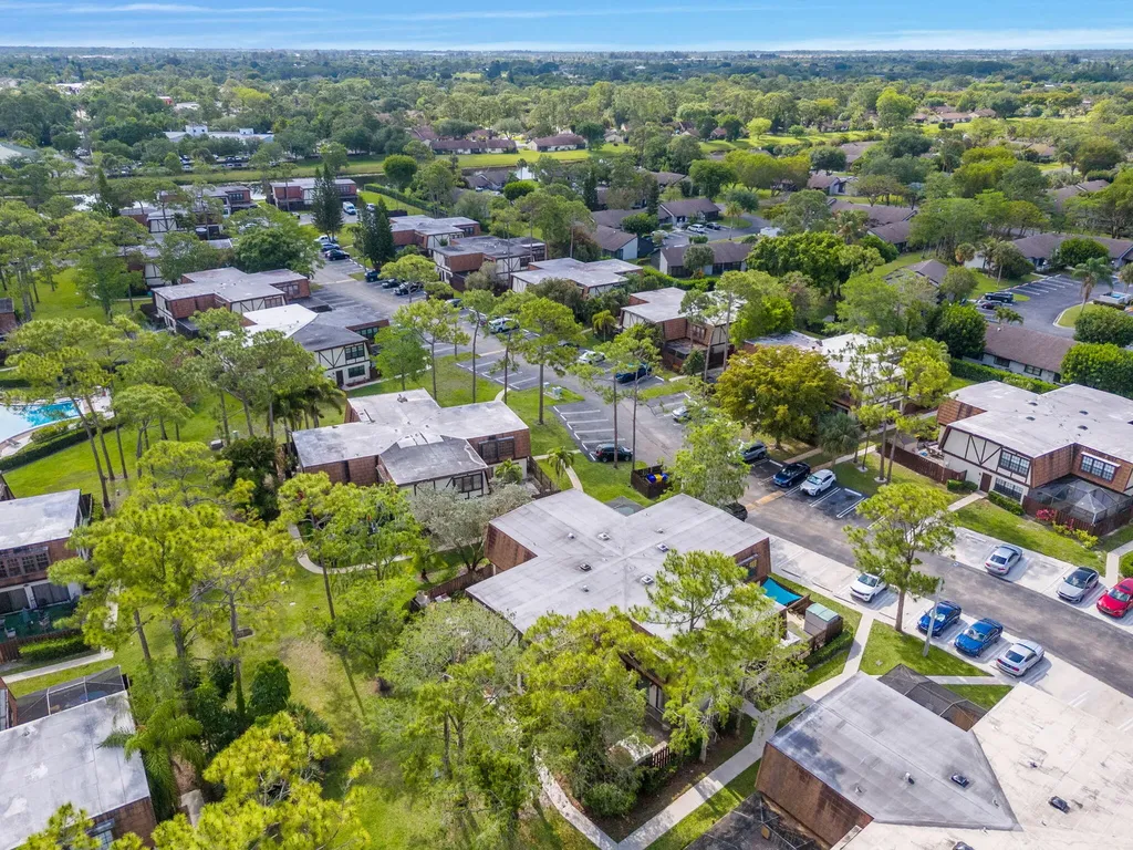 111 Weybridge Circle Royal Palm Beach FL 33411