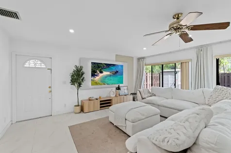 111 Weybridge Circle Royal Palm Beach FL 33411