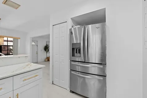 111 Weybridge Circle Royal Palm Beach FL 33411