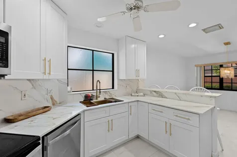 111 Weybridge Circle Royal Palm Beach FL 33411