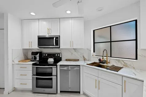 111 Weybridge Circle Royal Palm Beach FL 33411