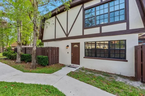 111 Weybridge Circle Royal Palm Beach FL 33411