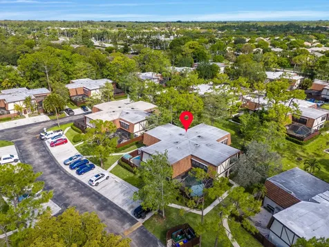111 Weybridge Circle Royal Palm Beach FL 33411