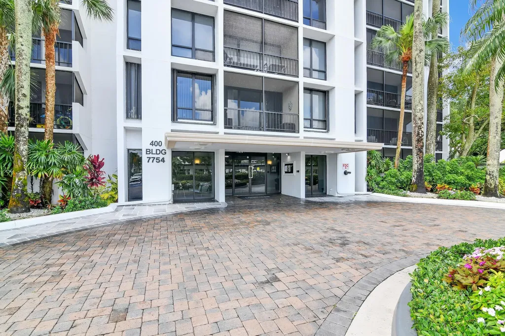 7754 Lakeside Boulevard Boca Raton FL 33434