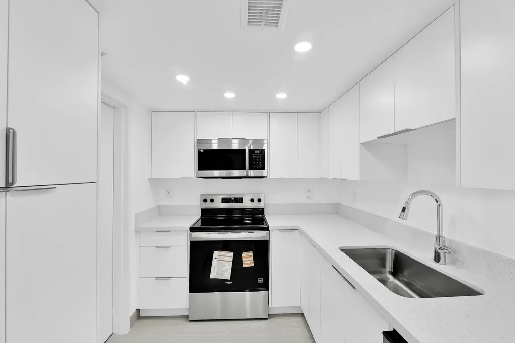 7754 Lakeside Boulevard Boca Raton FL 33434