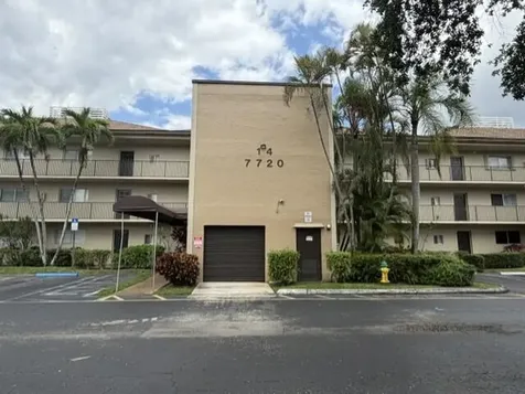 7720 NW 50th Street Lauderhill FL 33351