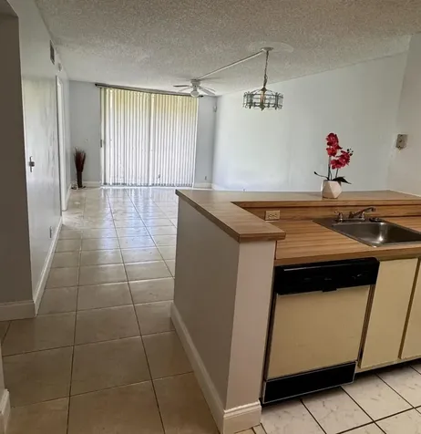 7720 NW 50th Street Lauderhill FL 33351